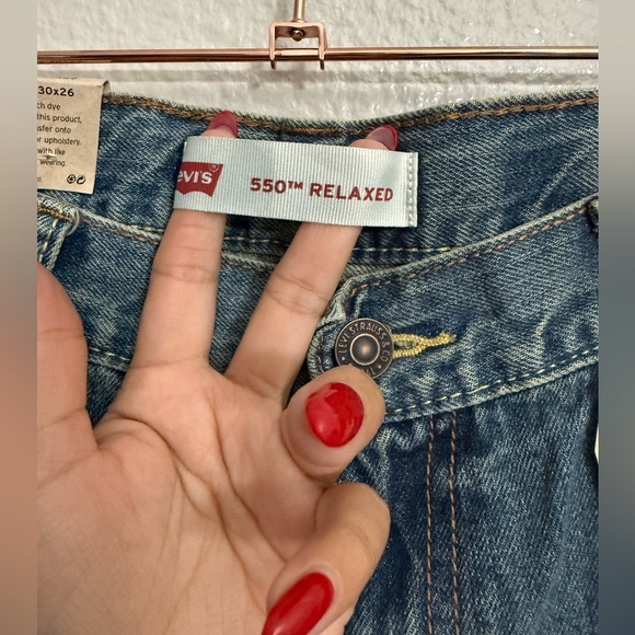 Levi’s 550 Relaxed Tapered Husky Boy Jeans - Picture 5 of 7